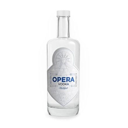 Fedezd fel a(z) Opera Vodka Budapest 0,7 terméket a webáruházunkban! Kiváló választás a baráti összejövetelekhez.