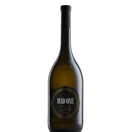 Fedezd fel a(z) MAD ONE Furmint Selection 2018. 0,75l száraz fehérbor terméket a webáruházunkban! Kiváló választás a baráti összejövetelekhez.